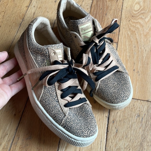 Puma size 7 - Picture 5 of 6